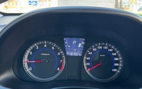 Hyundai Solaris II рестайлинг, 2013 год, 949 000 рублей, 22 фотография