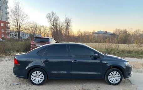 Volkswagen Polo VI (EU Market), 2012 год, 415 000 рублей, 2 фотография