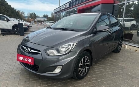 Hyundai Solaris II рестайлинг, 2011 год, 749 900 рублей, 4 фотография