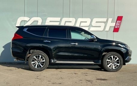 Mitsubishi Pajero Sport III рестайлинг, 2016 год, 3 080 000 рублей, 5 фотография