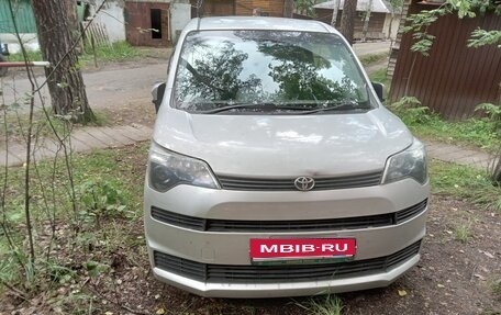 Toyota Spade, 2014 год, 900 000 рублей, 1 фотография