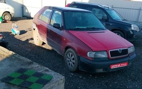Skoda Felicia I рестайлинг, 1998 год, 110 000 рублей, 1 фотография