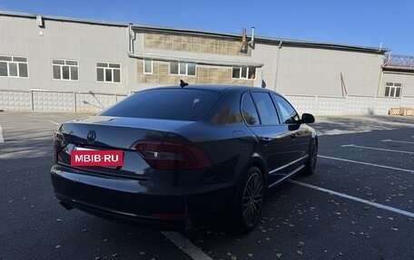 Skoda Superb III рестайлинг, 2013 год, 1 350 000 рублей, 4 фотография