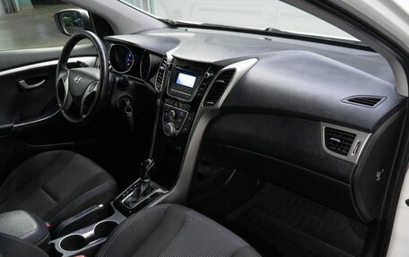 Hyundai i30 II рестайлинг, 2012 год, 969 000 рублей, 15 фотография