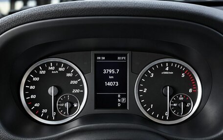 Mercedes-Benz V-Класс, 2023 год, 8 855 000 рублей, 11 фотография