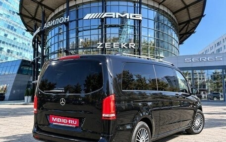 Mercedes-Benz V-Класс, 2023 год, 8 855 000 рублей, 4 фотография