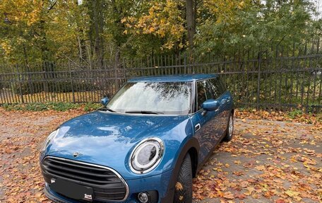 MINI Clubman, 2022 год, 2 650 000 рублей, 4 фотография