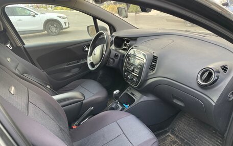Renault Kaptur I рестайлинг, 2016 год, 1 300 000 рублей, 2 фотография