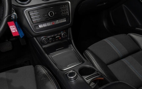 Mercedes-Benz CLA, 2018 год, 1 745 000 рублей, 12 фотография