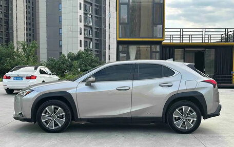 Lexus UX I, 2022 год, 2 780 000 рублей, 8 фотография