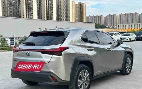 Lexus UX I, 2022 год, 2 780 000 рублей, 5 фотография