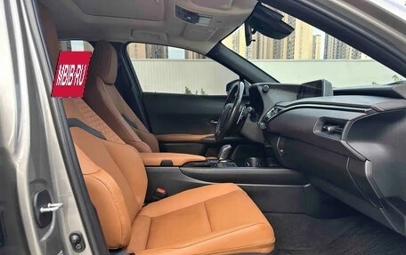 Lexus UX I, 2022 год, 2 780 000 рублей, 10 фотография