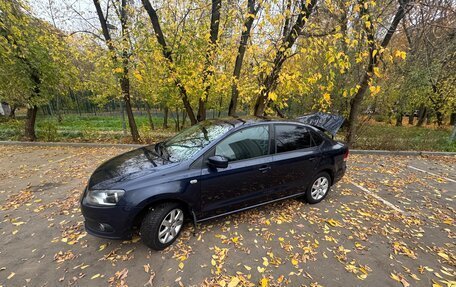 Volkswagen Polo VI (EU Market), 2011 год, 475 000 рублей, 2 фотография