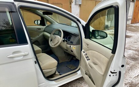 Toyota ISis I, 2015 год, 1 390 000 рублей, 7 фотография