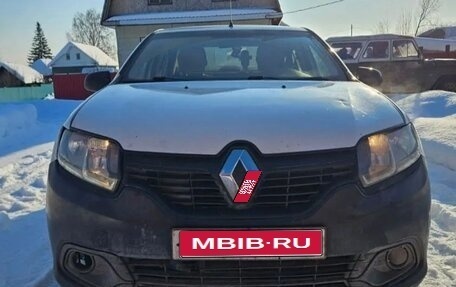 Renault Logan II, 2017 год, 390 000 рублей, 1 фотография