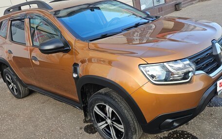 Renault Duster, 2022 год, 2 000 000 рублей, 2 фотография
