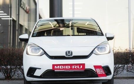 Honda Fit, 2020 год, 1 350 000 рублей, 3 фотография