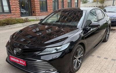 Toyota Camry, 2019 год, 2 700 000 рублей, 1 фотография