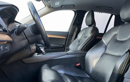 Volvo XC90 II рестайлинг, 2018 год, 3 830 000 рублей, 10 фотография