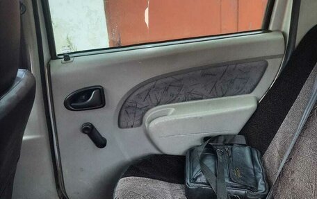 Renault Logan I, 2006 год, 185 000 рублей, 7 фотография