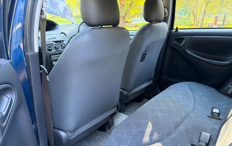 Toyota Vitz, 2003 год, 285 000 рублей, 15 фотография