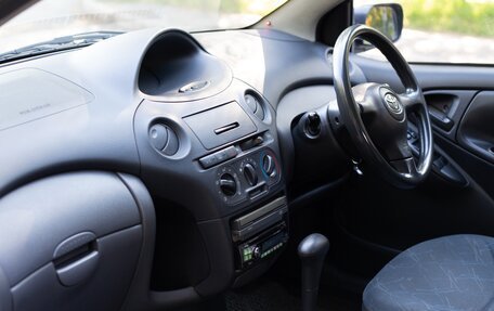 Toyota Vitz, 2003 год, 285 000 рублей, 14 фотография