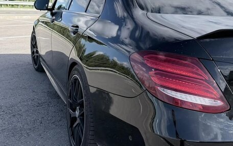 Mercedes-Benz E-Класс, 2019 год, 2 900 000 рублей, 8 фотография