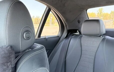 Mercedes-Benz E-Класс, 2019 год, 2 900 000 рублей, 12 фотография