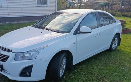 Chevrolet Cruze II, 2013 год, 570 000 рублей, 4 фотография