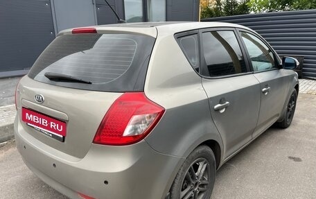 KIA cee'd I рестайлинг, 2011 год, 700 000 рублей, 5 фотография