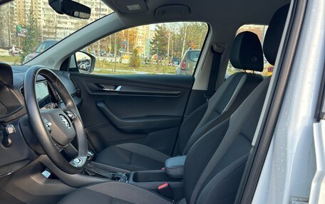 Skoda Karoq I, 2022 год, 1 920 000 рублей, 10 фотография
