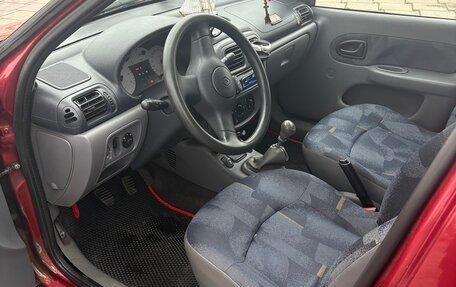 Renault Clio II, 2001 год, 230 000 рублей, 14 фотография