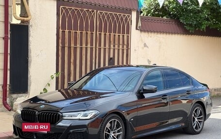 BMW 5 серия, 2022 год, 5 500 000 рублей, 5 фотография