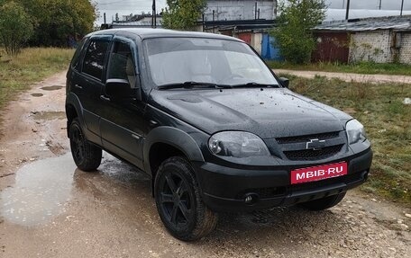 Chevrolet Niva I рестайлинг, 2010 год, 470 000 рублей, 1 фотография