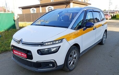 Citroen C4 Picasso II рестайлинг, 2018 год, 950 000 рублей, 1 фотография