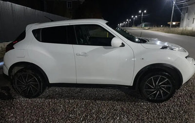 Nissan Juke II, 2011 год, 880 000 рублей, 1 фотография