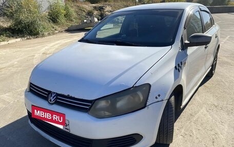 Volkswagen Polo VI (EU Market), 2016 год, 330 000 рублей, 2 фотография