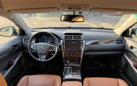Toyota Camry, 2016 год, 2 399 000 рублей, 13 фотография