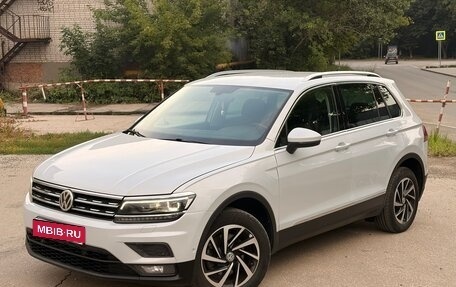 Volkswagen Tiguan II, 2018 год, 1 850 000 рублей, 1 фотография