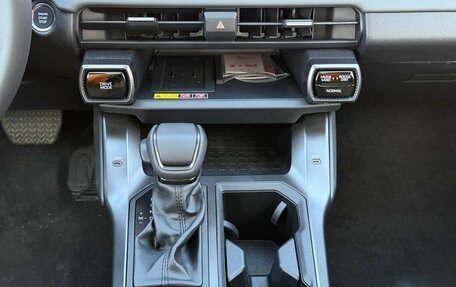 Toyota RAV4, 2026 год, 4 252 700 рублей, 14 фотография