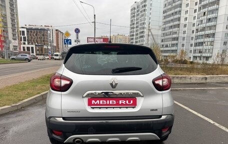 Renault Kaptur I рестайлинг, 2017 год, 1 990 000 рублей, 5 фотография