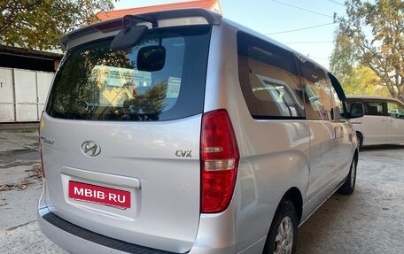 Hyundai Grand Starex Grand Starex I рестайлинг 2, 2009 год, 1 380 000 рублей, 4 фотография
