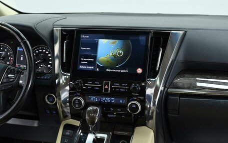 Toyota Alphard III, 2021 год, 3 999 000 рублей, 10 фотография