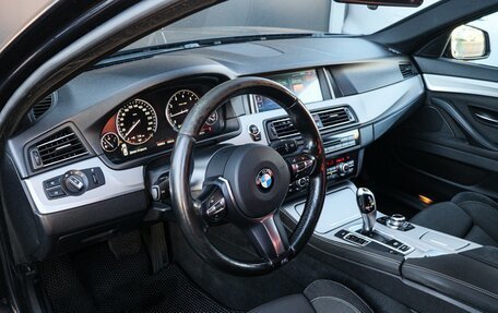 BMW 5 серия, 2014 год, 1 900 000 рублей, 13 фотография
