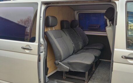 Volkswagen Transporter T5 рестайлинг, 2003 год, 680 000 рублей, 15 фотография