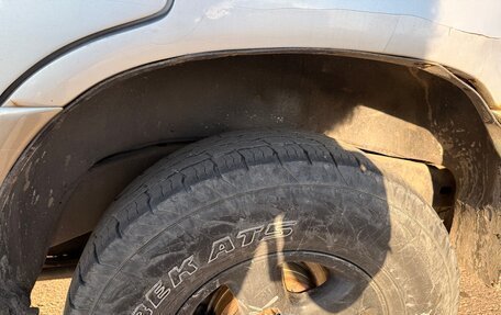 Toyota Land Cruiser 100 рестайлинг 2, 1999 год, 1 150 000 рублей, 18 фотография