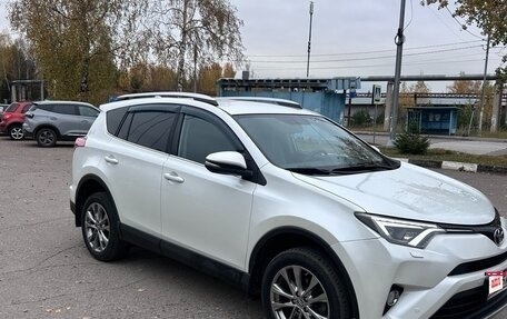 Toyota RAV4, 2018 год, 2 560 000 рублей, 1 фотография