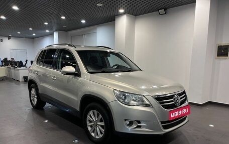 Volkswagen Tiguan I, 2010 год, 870 000 рублей, 1 фотография
