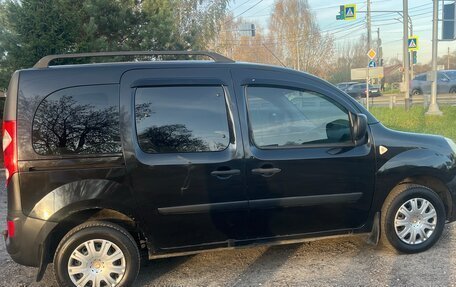 Renault Kangoo II рестайлинг, 2010 год, 600 000 рублей, 5 фотография