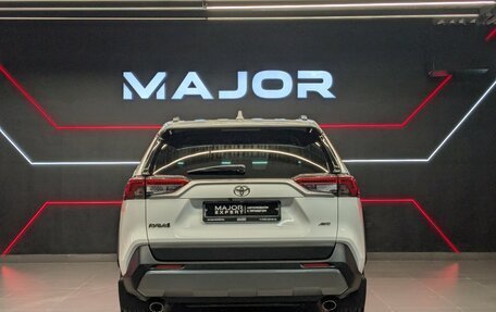 Toyota RAV4, 2021 год, 2 955 000 рублей, 3 фотография